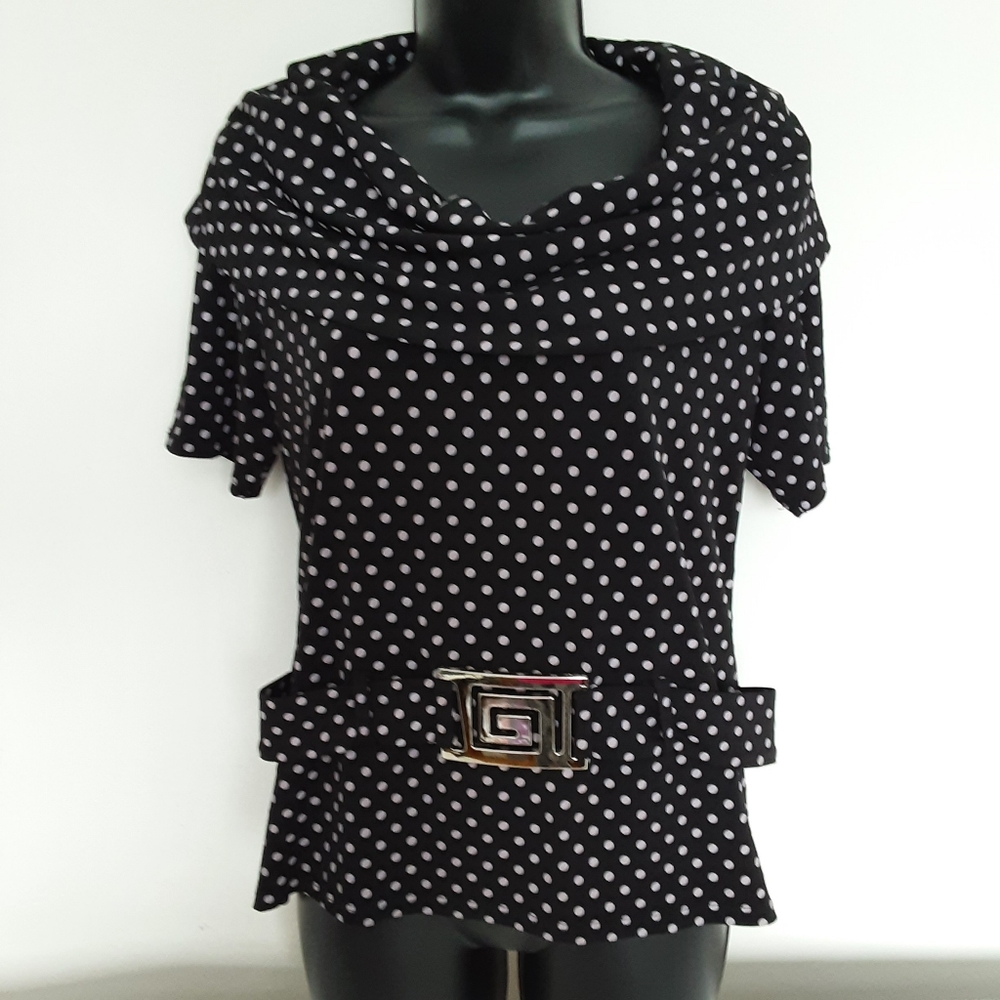 Frank Lyman Polka Dot Top with Bold Buckle
